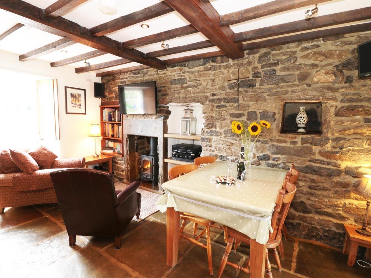 Buttercup Cottage Castleton  Exterior photo
